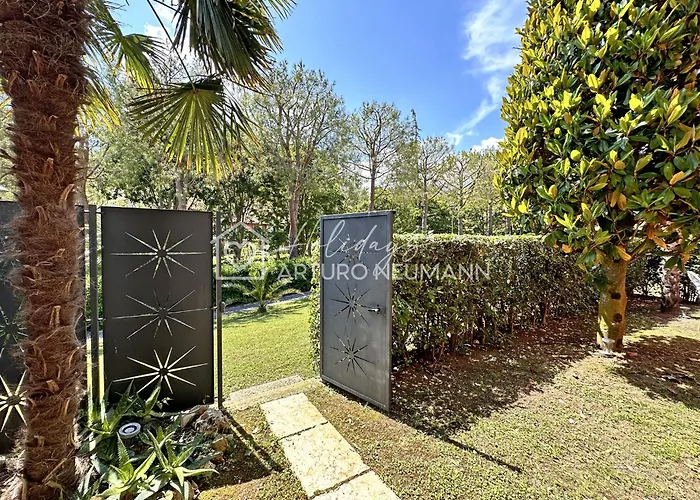 250 - Appartamento trilocale con portico e giardino, aria condizionata, a 150 mt dal centro di Numana - SPIAGGIA WHITE BEACH CLUB OMAGGIO dal lun al ven FINO AL 02-08