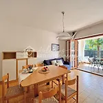 250 - Trilocale Con Portico E Giardino, Aria Condizionata, A 150 Mt Dal Centro Di - White Club Omaggio Dal Lun Al Ven Fino Al 02-08 * Numana