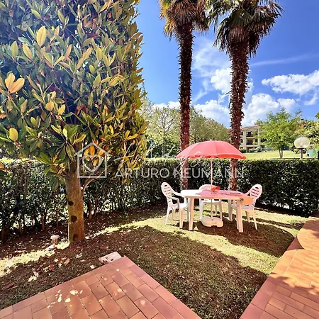 250 - Trilocale Con Portico E Giardino, Aria Condizionata, A 150 Mt Dal Centro Di - Gratis Al White Club Numana